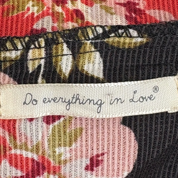 Anthropologie’s Do Everything in Love Black Red Pink Olive Floral Kimono - Picture 7 of 12